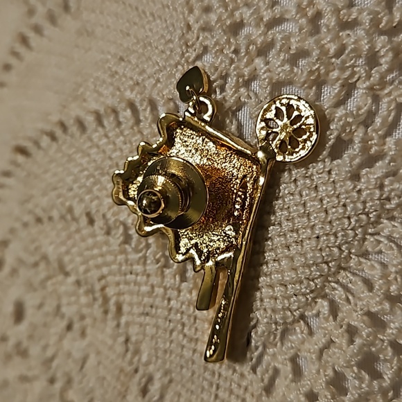 Vintage set Reindeer and Wheelbarrow of Hearts - Picture 8 of 11